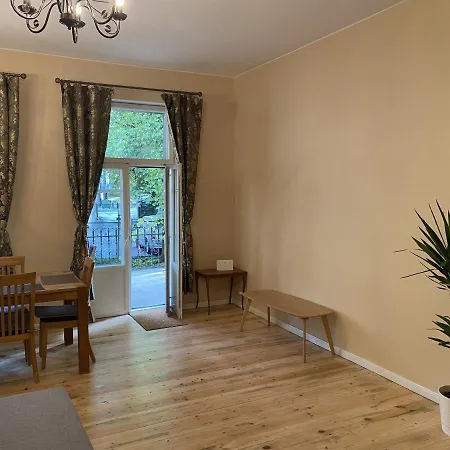 Family 3Bdr Apartment With A Terrace In Kadriorg Tallinn