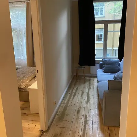 Family 3Bdr Apartment With A Terrace In Kadriorg Reval