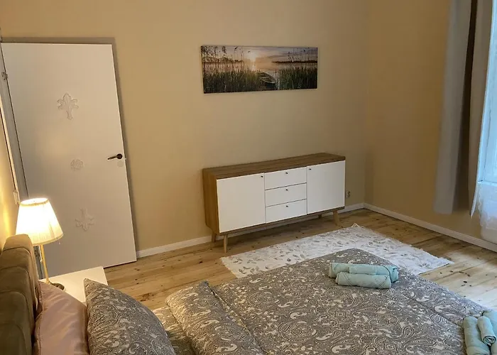 דירה 3Bdr Apartment With A Terrace In Kadriorg טאלין