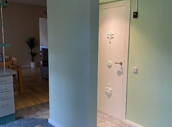 Family 3Bdr Apartment With A Terrace In Kadriorg * Tallinn