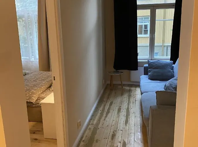 Family 3Bdr Apartment With A Terrace In Kadriorg Tallinn