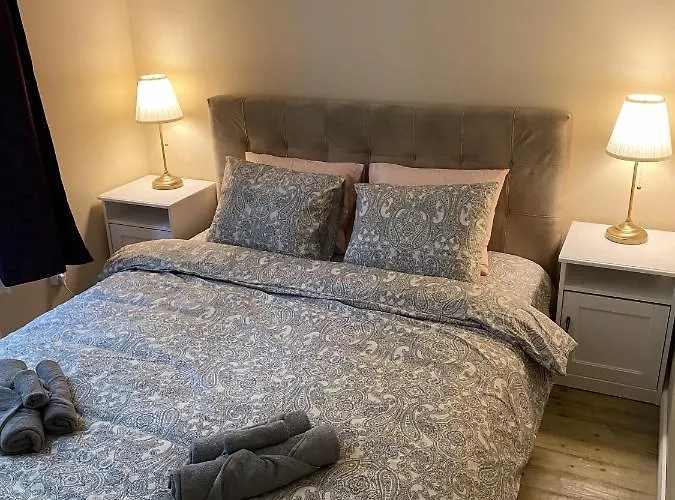 Apartment Family 3Bdr Apartment With A Terrace In Kadriorg *